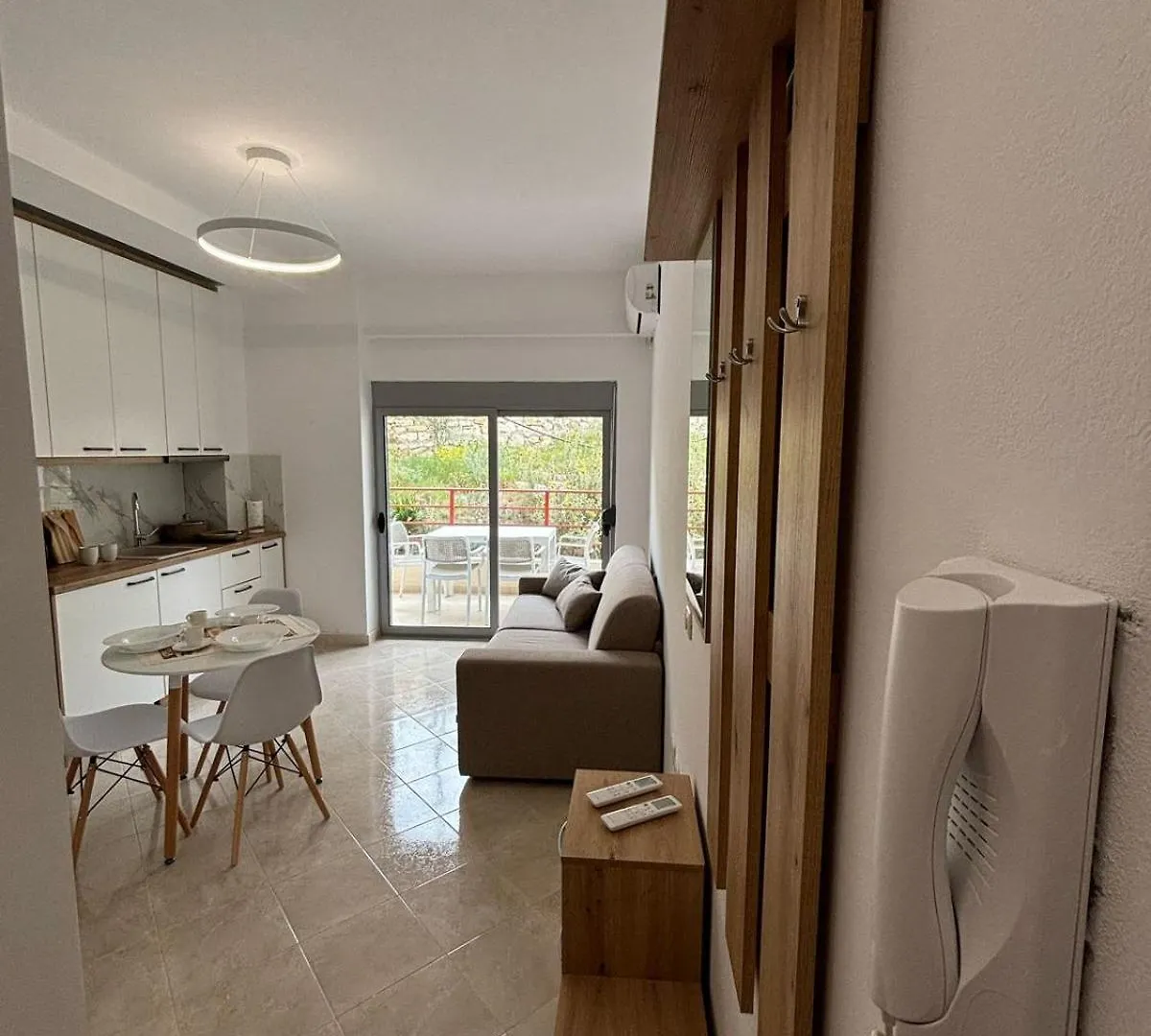 Bubo Apartment Sarandë