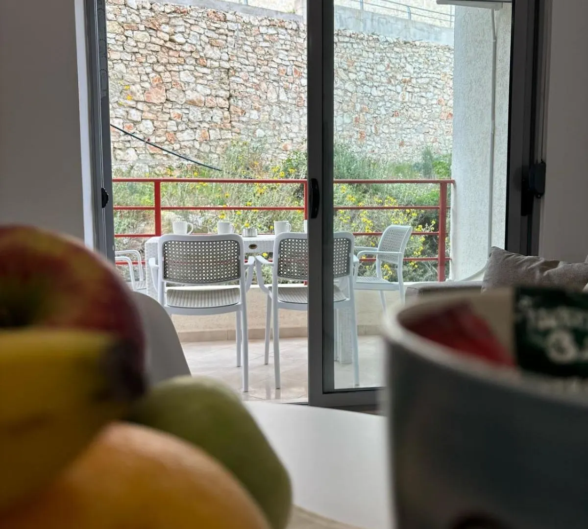 Bubo Apartment Sarandë 0*,